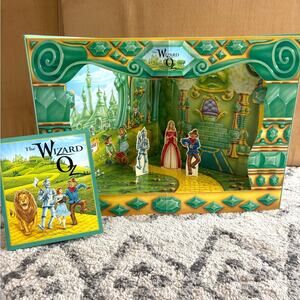 Vintage 90s Wizard of Oz playset and book